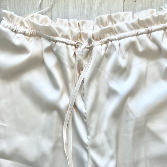 SKYLAR ROSE Two Piece Satin Wide Leg Drawstring Pant & Crop Top - Picture 11 of 12